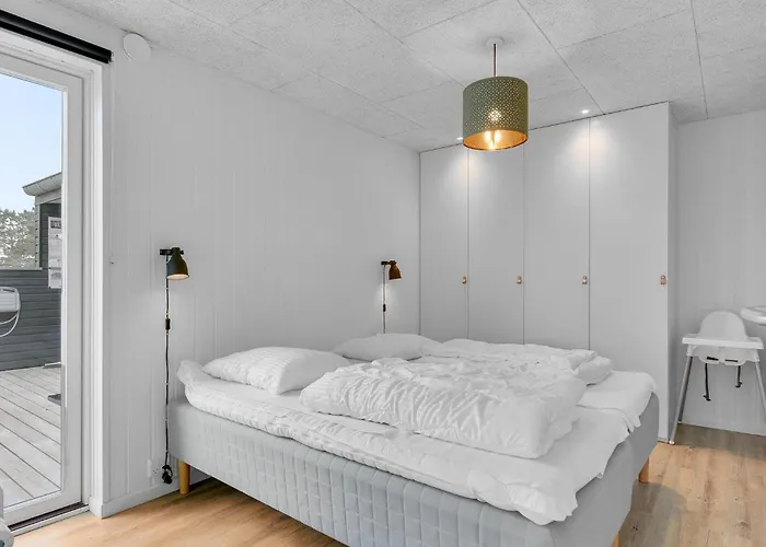 Three-bedroom In بيت للعطل